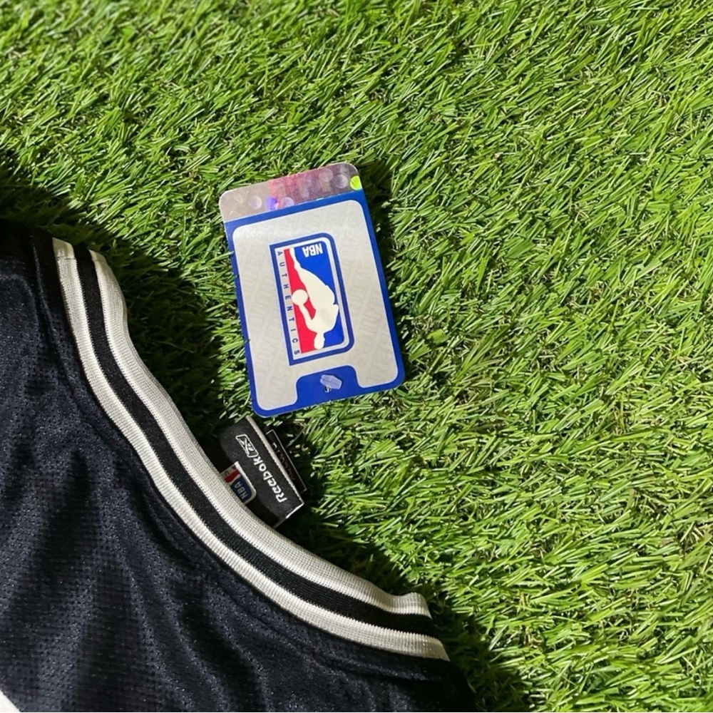 💥 Vintage Reebok San Antonio Spurs Manu Ginobili Jersey - Picture 6 of 7